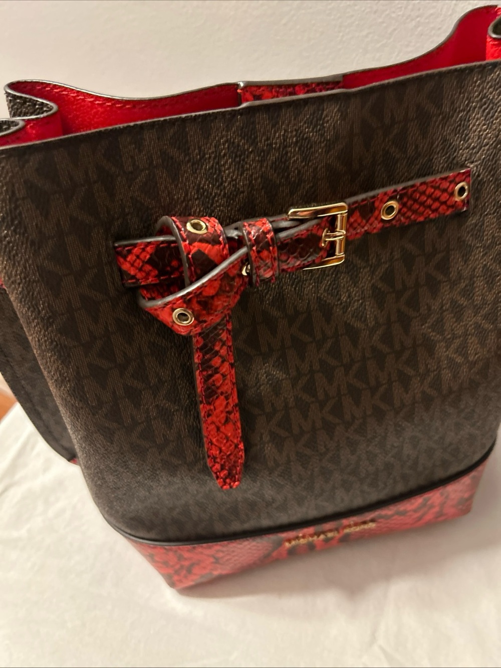 Michael Kors Emilia Small Bucket Bag Brown and Red Snake-Trim w/Belt Style Strap - Picture 2 of 9
